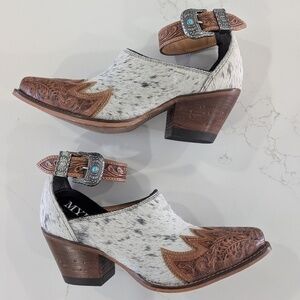 Myra Zora Canyon Hair On Hide Mules White Calf Hair Handmade Cap Toe Size 7